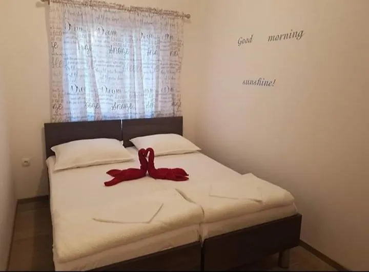 Apartmani Dada Starigrad Paklenica 0*,  Chorwacja