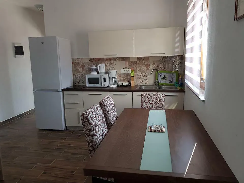 Apartmani Dada Starigrad Paklenica